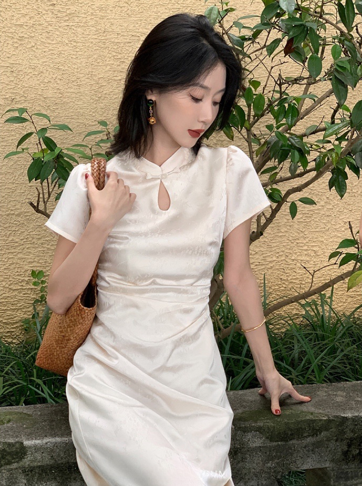 新中式改良旗袍裙2024新款简约优雅高端气质少女日常中国风连衣裙