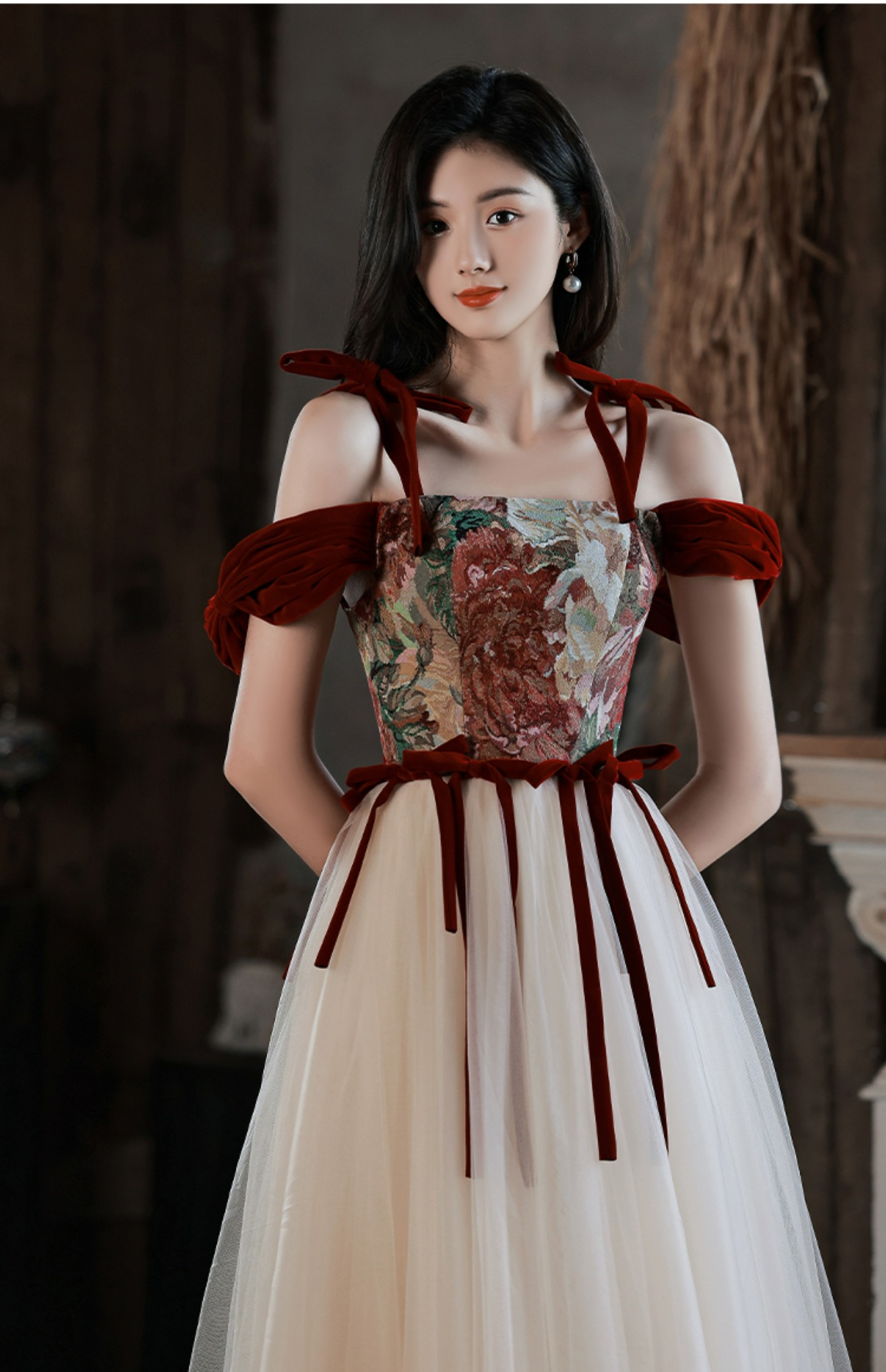 敬酒服新娘高级感2024新款夏季红色订婚礼服裙轻奢小众高端回门宴